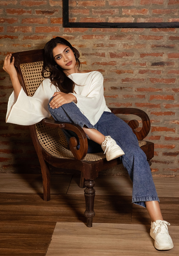 ALESSIYA WHITE WIDE SLEEVE CROP TOP